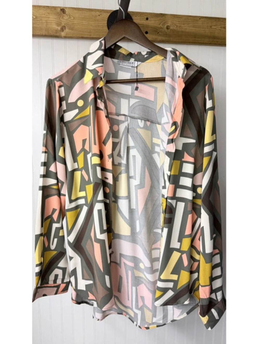 Big Dart long sleeve button up abstract print size 12 retro Memphis pop art